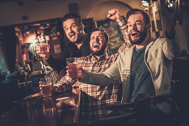 Nicht jeder Ehemann in spe steht auf hemmungsloses Betrinken mit den Freunden, laute Diskotheken-Musik oder Sprünge von hohen Klippen. 