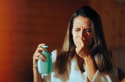 Parfüm-Test: Jedes vierte Produkt enthält potenzielle (Foto: AdobeStock 645154001 nicoletaionescu)